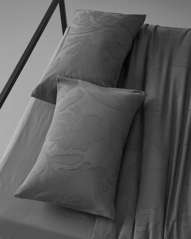 Charis Pillow Cases Set