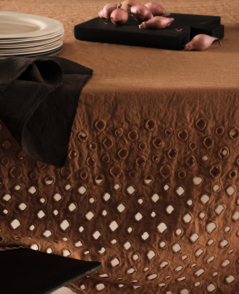 Ols Table Cloth