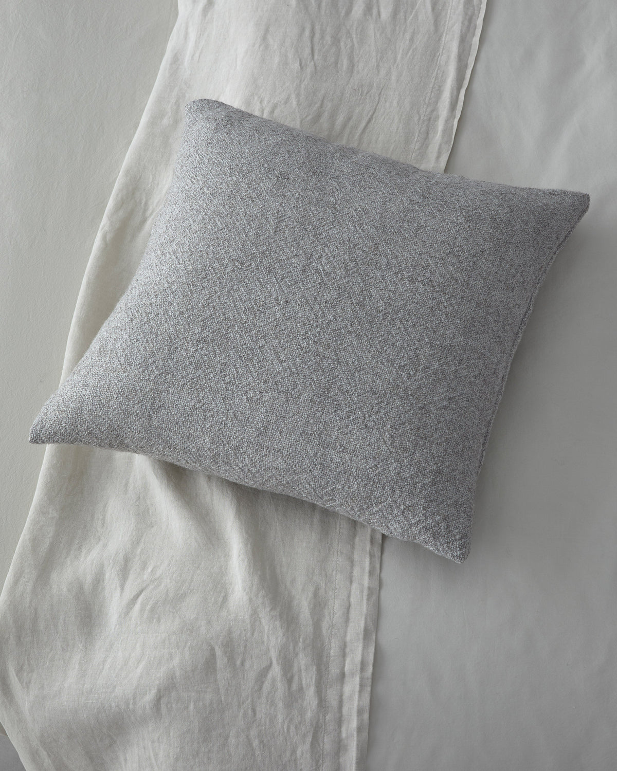Des Cushion