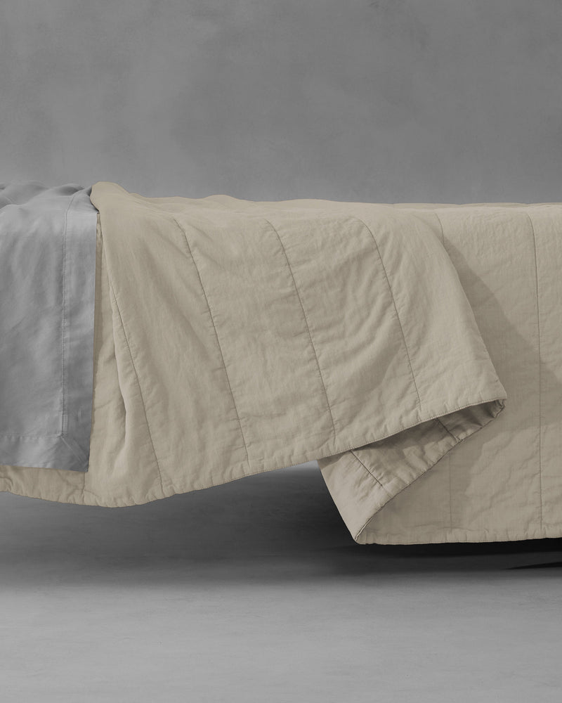Miro Plain Quilt